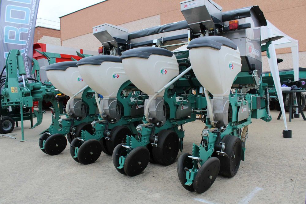 Siewnik pneumatyczny