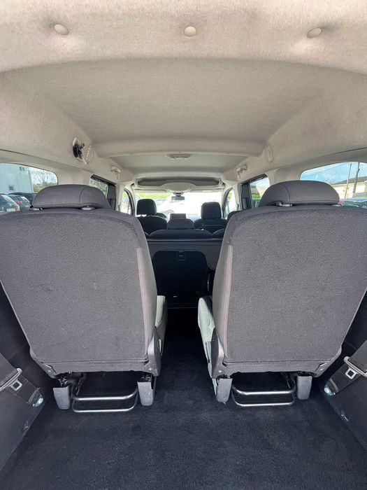 Peugeot Rifter 7Lugares + Kit Cama Casal: Ideal para Família e Vanlife