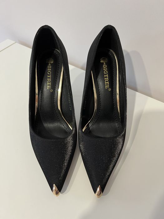 Туфлі жіночі на каблуку 37-38розмір