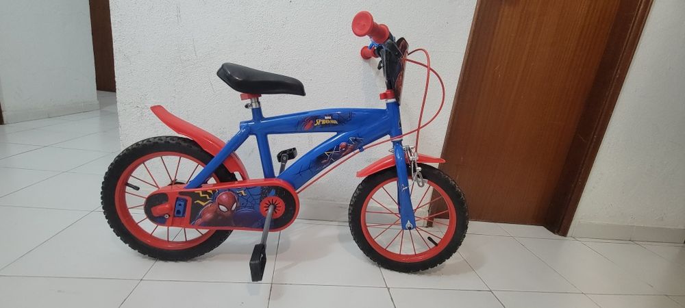 Bicicleta para Criança Spider-Man (14″)
5