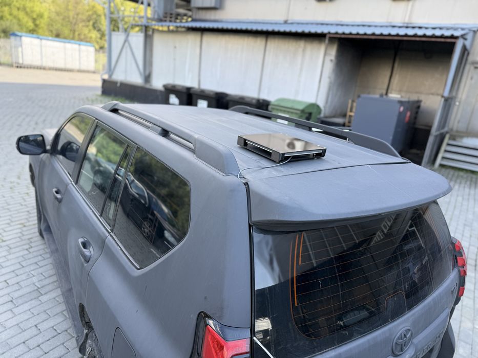 Захисиний корпус Starlink Mini кріплення для авто. Автоверсія старлінк