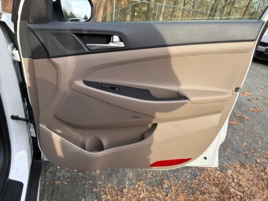 Hyundai Tucson Sport      2019