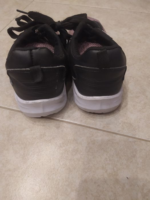 Buty , tenisówki dziewczęce 35