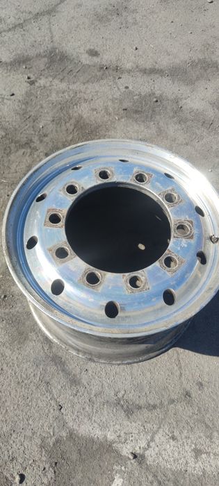 Продам  алюминиевые диски 22.5