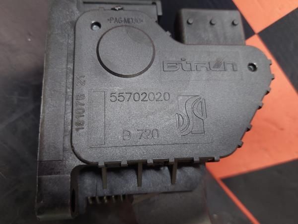 Pedal do acelerador OPEL Corsa D