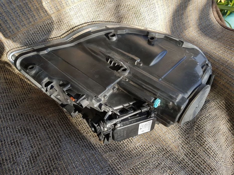 Farois xenon vw touareg facelift direcionais