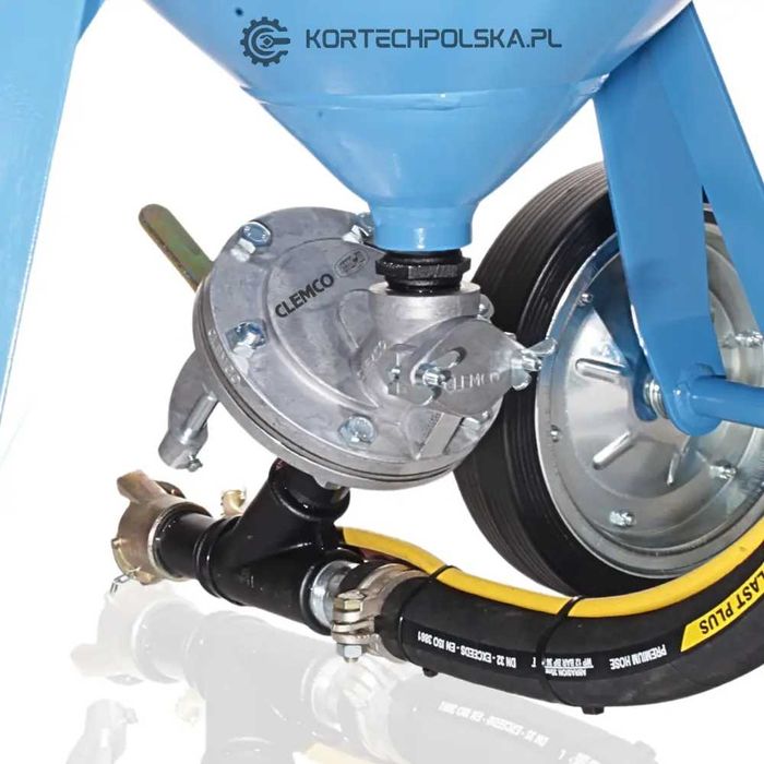 piaskarka OCZYSZCZARKA KO-200FSV Clemco do metalu mobilna na kołach