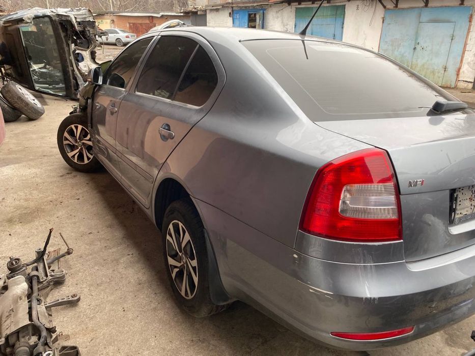 Розборка Шкода октавія А 5 FL 2012 рік 1.6 mpi механіка пробіг 50 тис