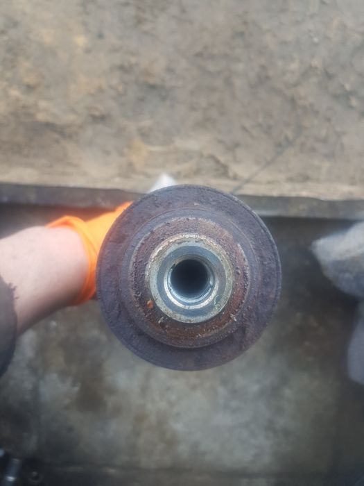 Półośki tył 4-motiom syncro  sharan/alhambra 2.8 vr6