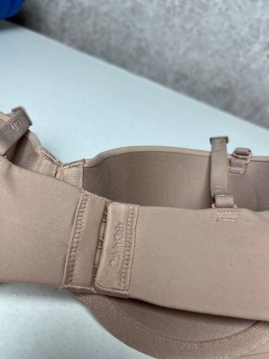 Бюстгальтер Calvin Klein