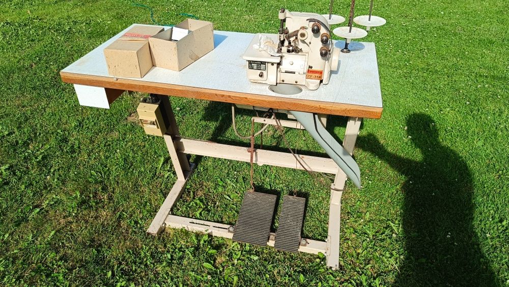 Overlock Przemysłowy 3 nitkowy