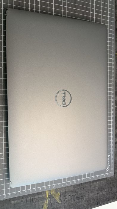 Portátil Dell 5520 14"