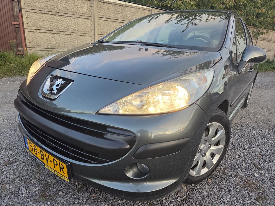 Peugeot 207