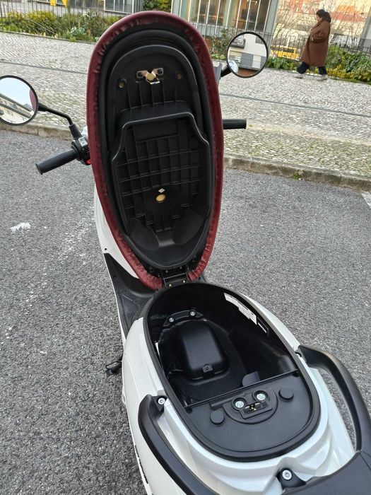 Scooter Sym Fiddle - como nova (dentro da garantia)