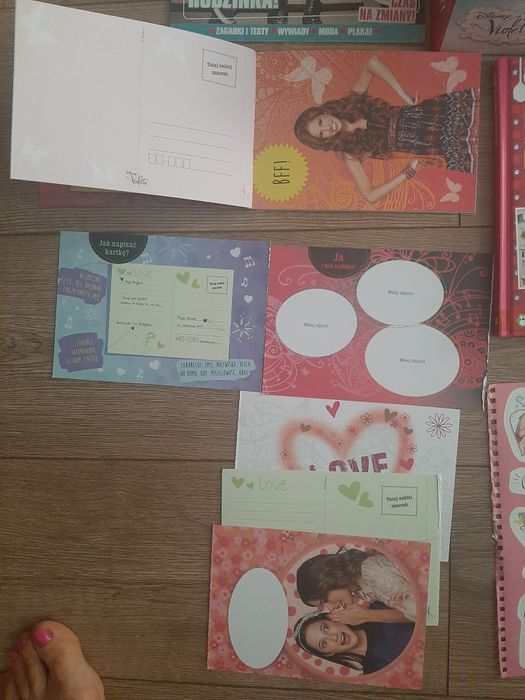 Gra planszowa Violetta Disney  i poradniki książki