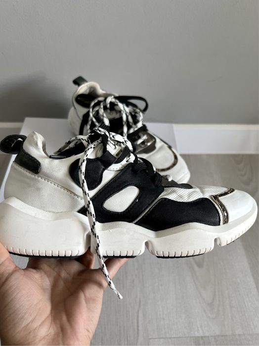 Buty sportowe Sneakersy Gino Rossi 37