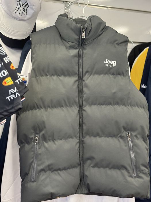 Colete Bomber Jeep novo, lindo