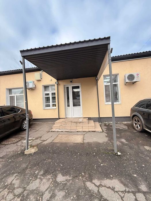 Оренда кабінету в центрі міста