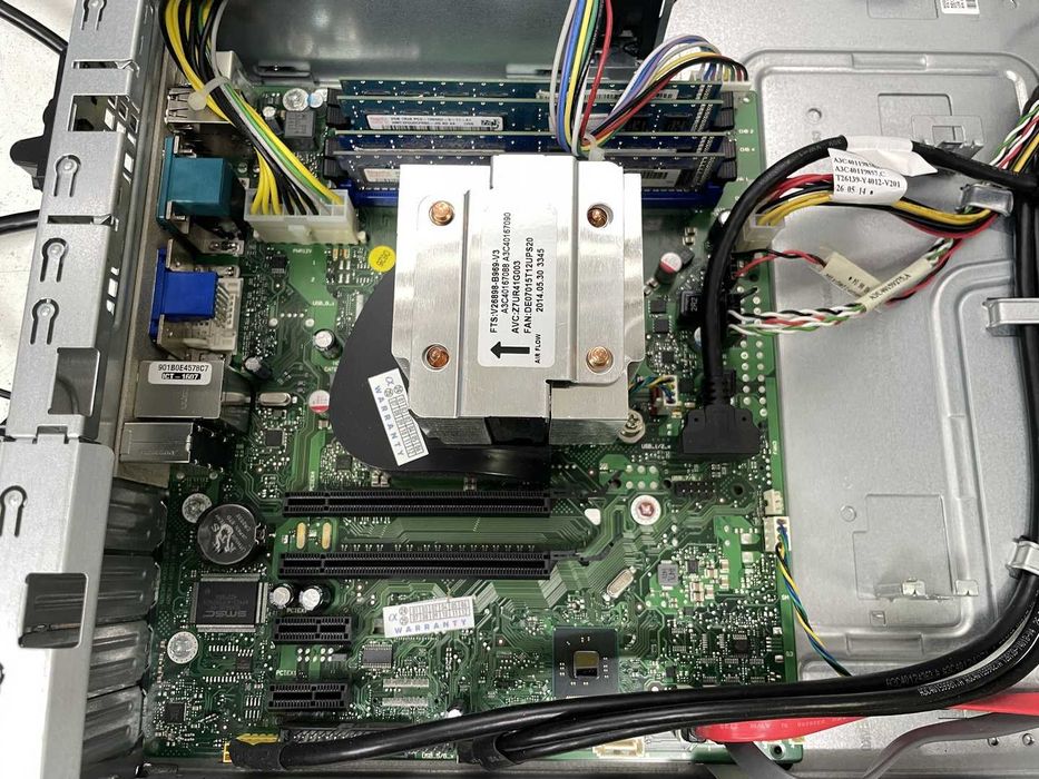 Компьютер Fujitsu Esprimo E920 процессор 4-ядерный Core i5-4590