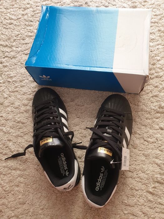 Adidas SuperStar Originals, rozmiar 43 1/3, nowe, orginalne pudełko