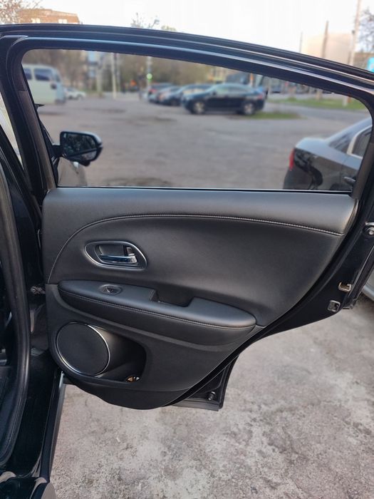 Honda HR-V 2018 VIN 3CZRU6H7XJM727610 фото оголошення 6 з 24