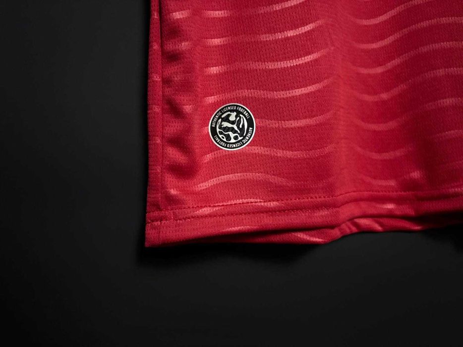 Camisola da Seleção  Nacional de Futebol Mundial (Nova)
