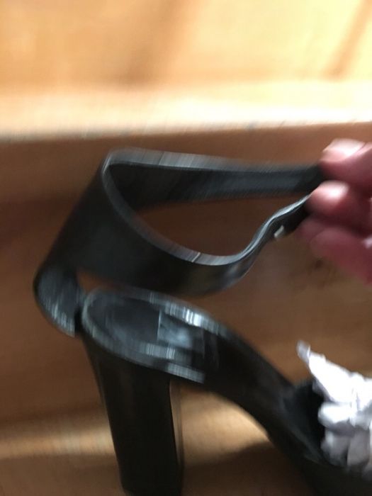 Sapatos pretos Calvin Klein original