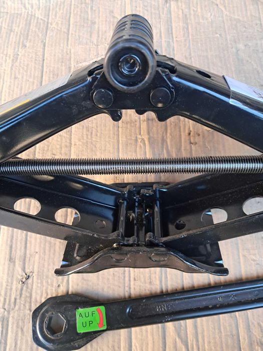 Домкрат Audi Q7 Q8 E-tron Vw Touareg