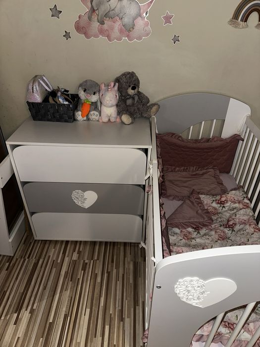 łóżeczko + komoda