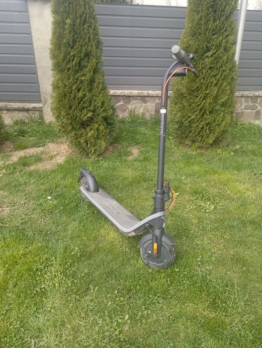 Електросамокат Ninedot