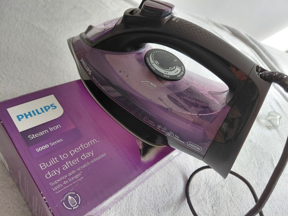 Żelazko Philips Seria 5000  2400W DST 5030
