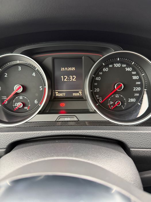 Volkswagen Golf VII 2.0 GTD DSG