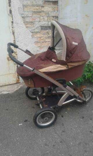 Дитяча коляска 3 в 1