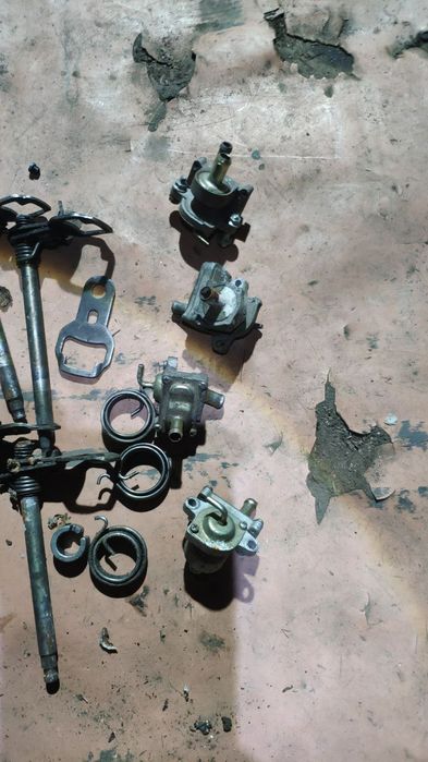 Продам вал кпп,вал кик стартера 125-250 кубов и дожигатель смеси