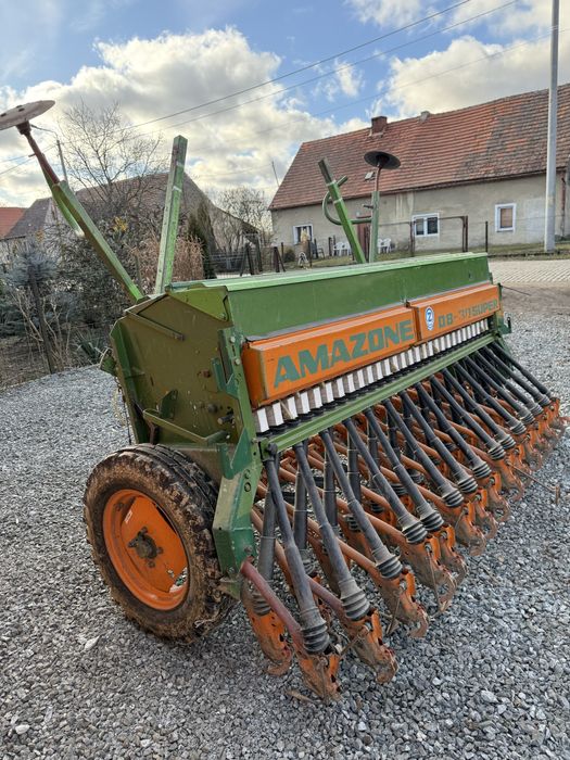 Siewnik Amazone D8-30 Super | 3m | Ścieżki | Stan Bardzo Dobry