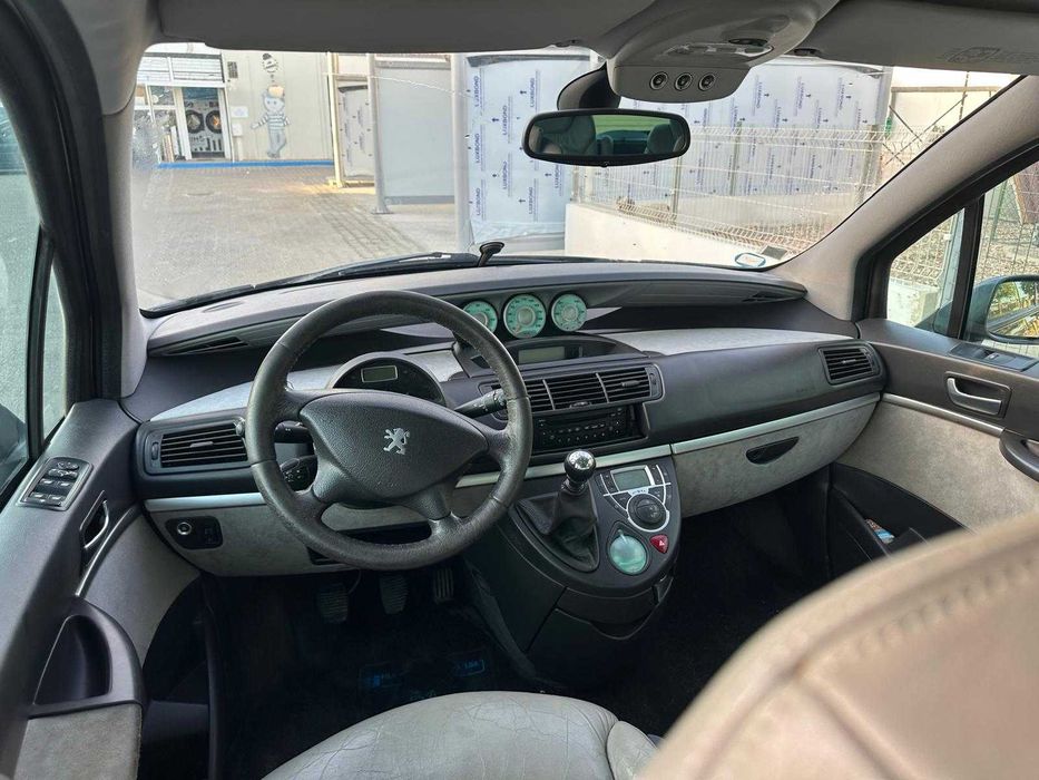 Peugeot 807 - 7 lugares 2.0HDI Diesel- Nacional