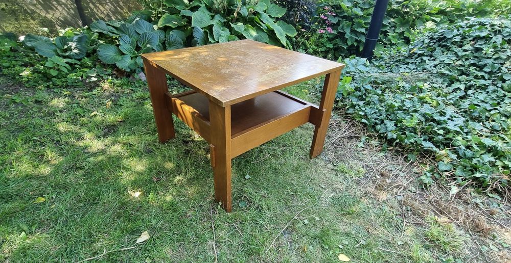 Stolik kawowy drewniany do renowacji PRL