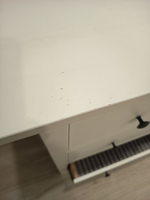 Cómoda branca IKEA Hemnes