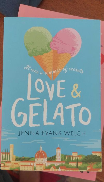 Livro Love & Gelato