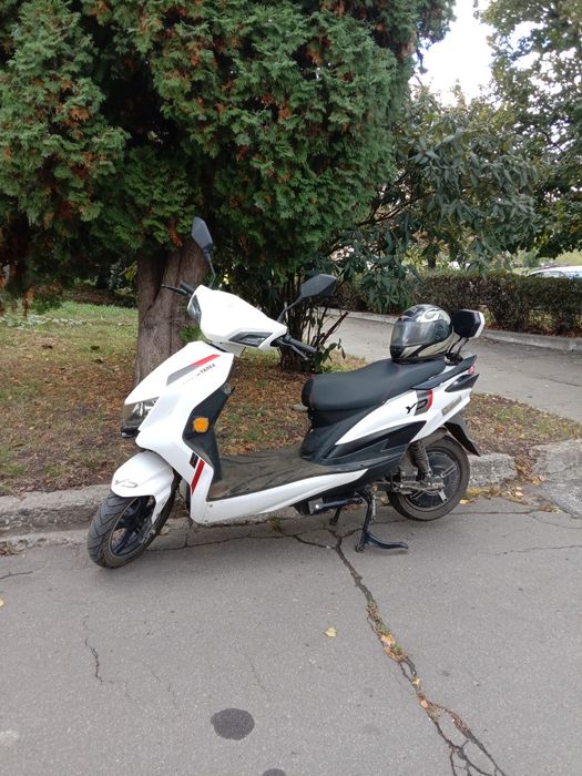 Продам електро скутер 2.5кв