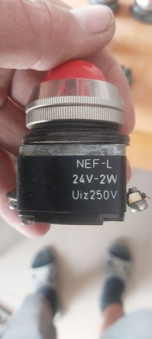 Sprzedam lampki sygnalizacyjne