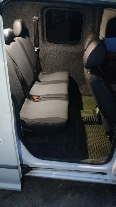 Volkswagen Caddy 2016 5-містний
