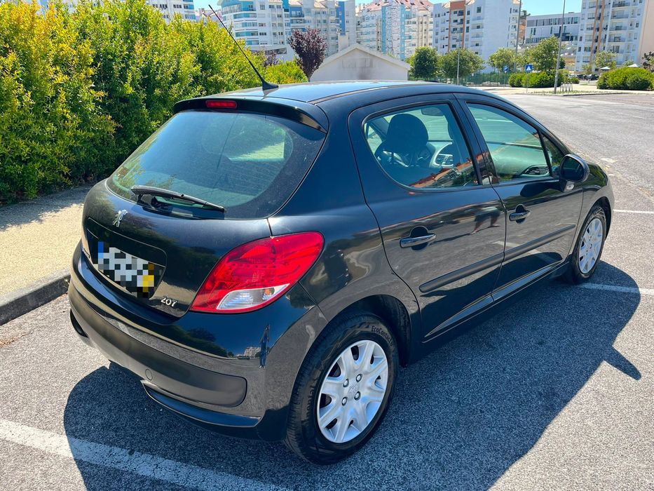 Peugeot 207 1.4i - 100 Mil kms - A/C
