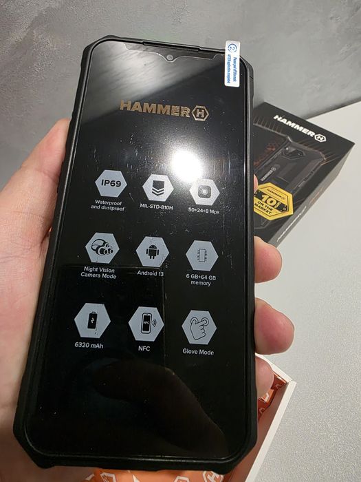 Новий  телефон Hammer Iron V 6/64GB Black бронебійний