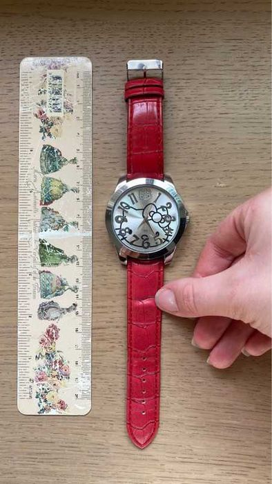 Relógio Hello Kitty bracelete vermelha