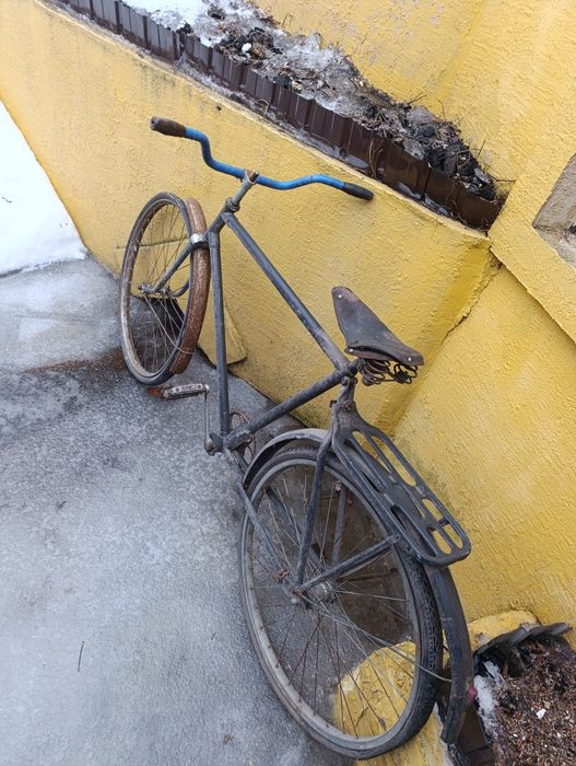 Продам Велосипед не на ходу .