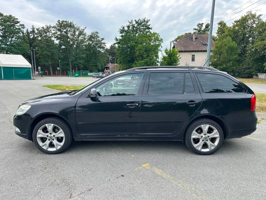 Skoda Octavia  kombi 1.8TSI Klimatronik,Hak  2kpl koł 4×4