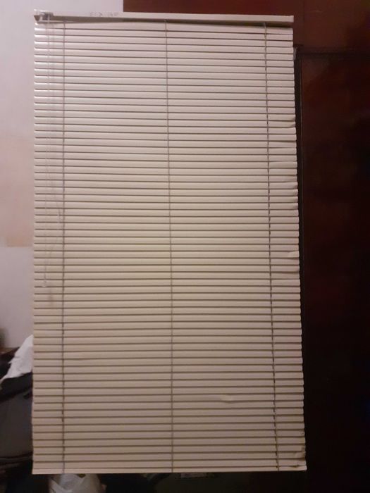 Жалюзі горизонтальні алюмінієві