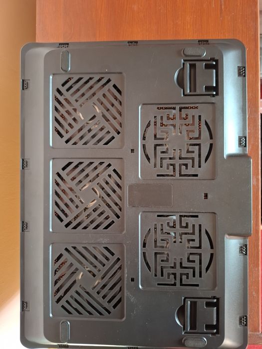 Podkładka chłodząca pod laptop