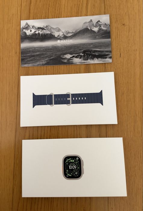 Apple Watch Ultra 3 49mm Natural TI AB Ocean Band